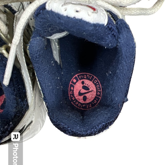 Vintage 2005 Baby Infant Nike Lace Up Sneakers US 2.5C - Picture 4 of 7